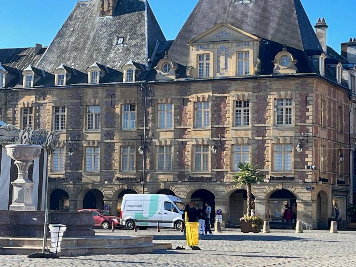 Chez Herve Et Nicky Charleville-Mézières Buitenkant foto
